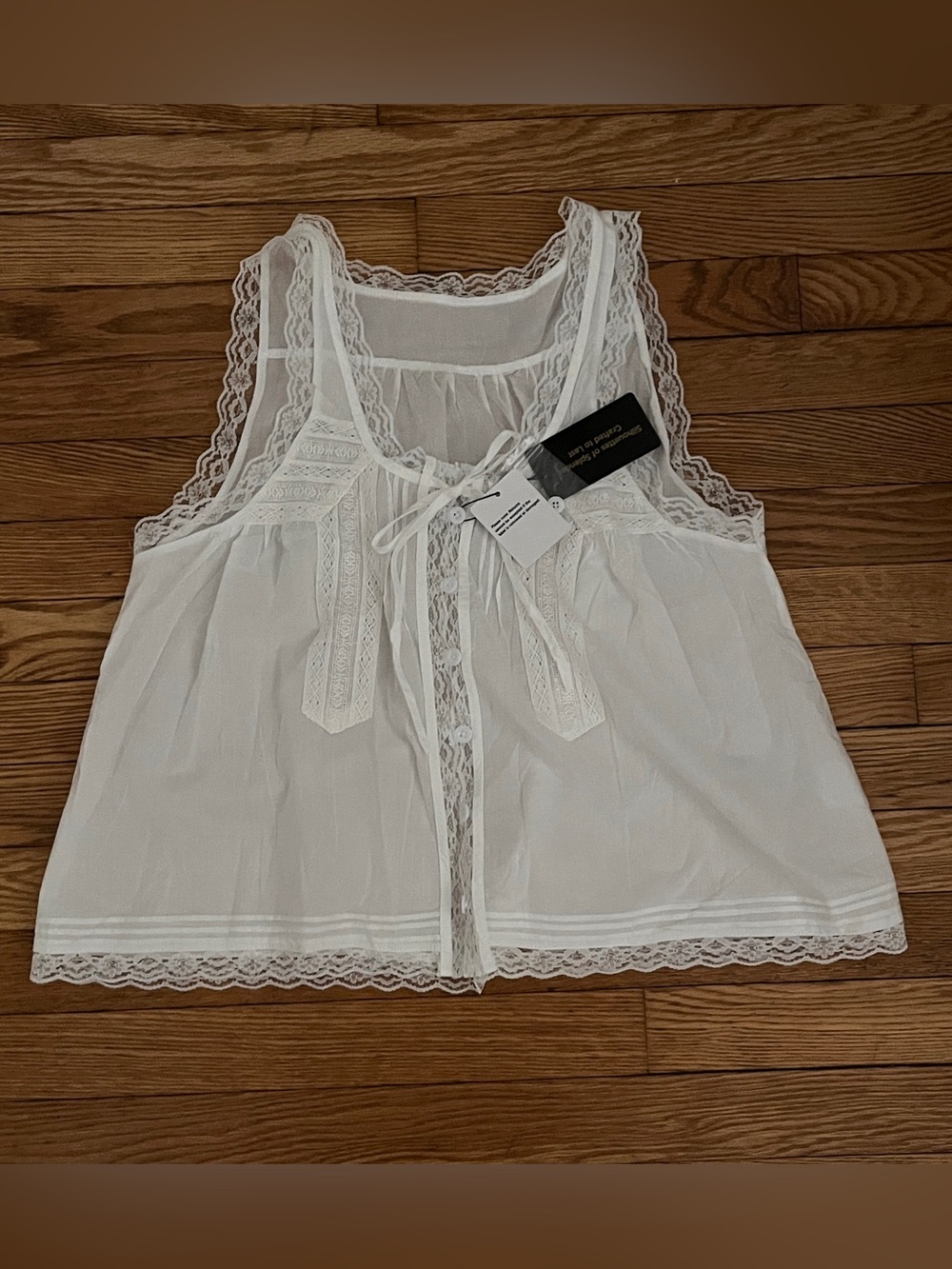 White Delicate Trim Button Front Tank Top NWT Size M